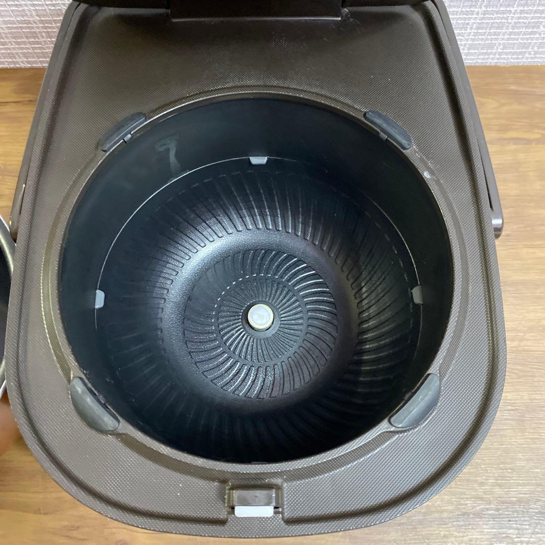 美品　炊飯器　アイリスオーヤマ　5.5号炊き