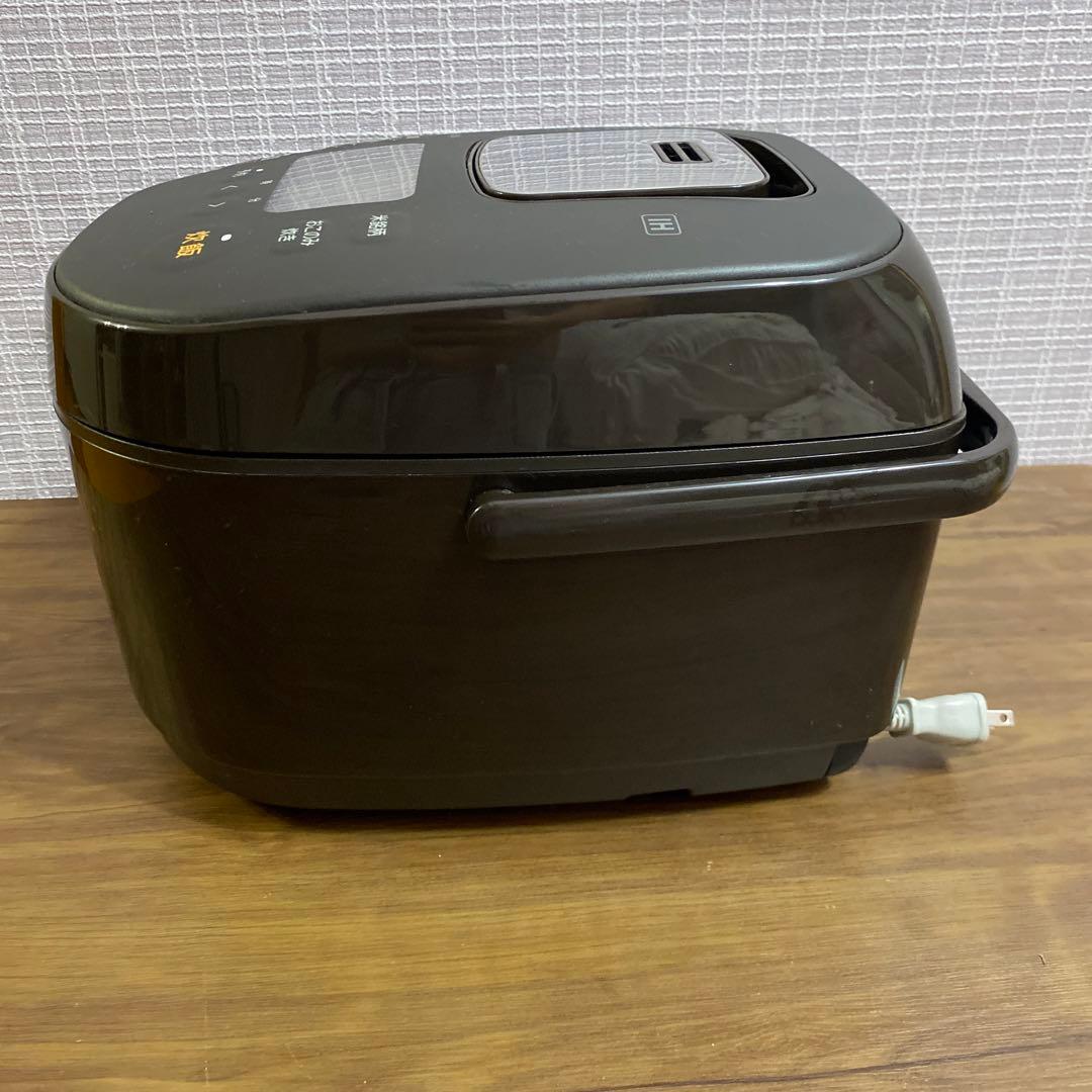 美品　炊飯器　アイリスオーヤマ　5.5号炊き