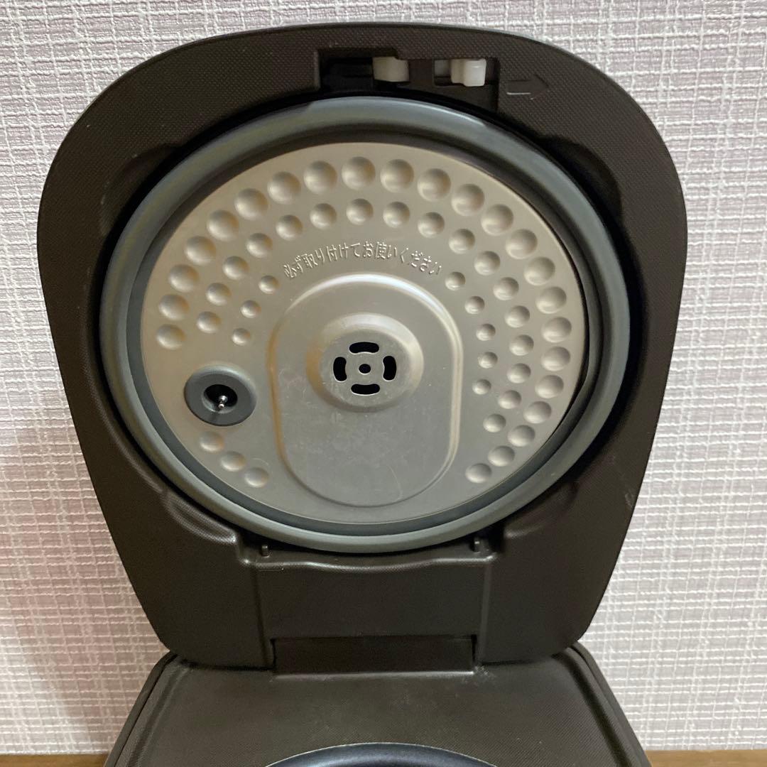 美品　炊飯器　アイリスオーヤマ　5.5号炊き