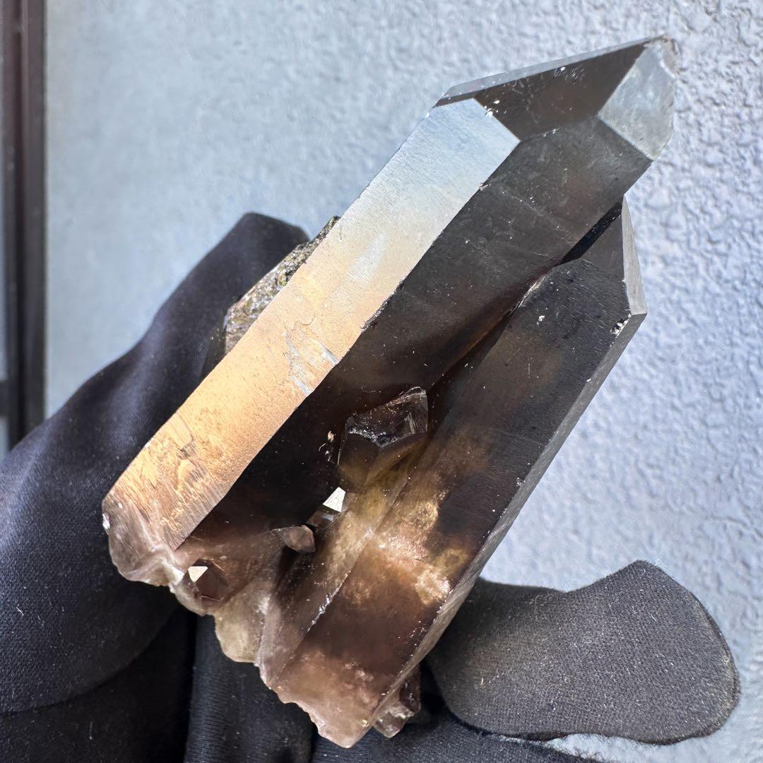 【金運· 魔除 ·浄化】煙水晶スモーキークォーツ 水晶クラスター 原石A1628