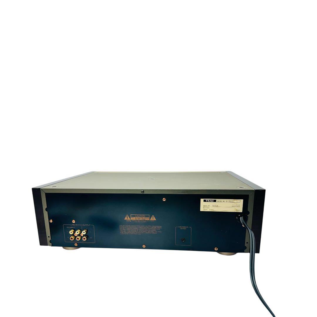 TEAC カセットデッキ　V-7010