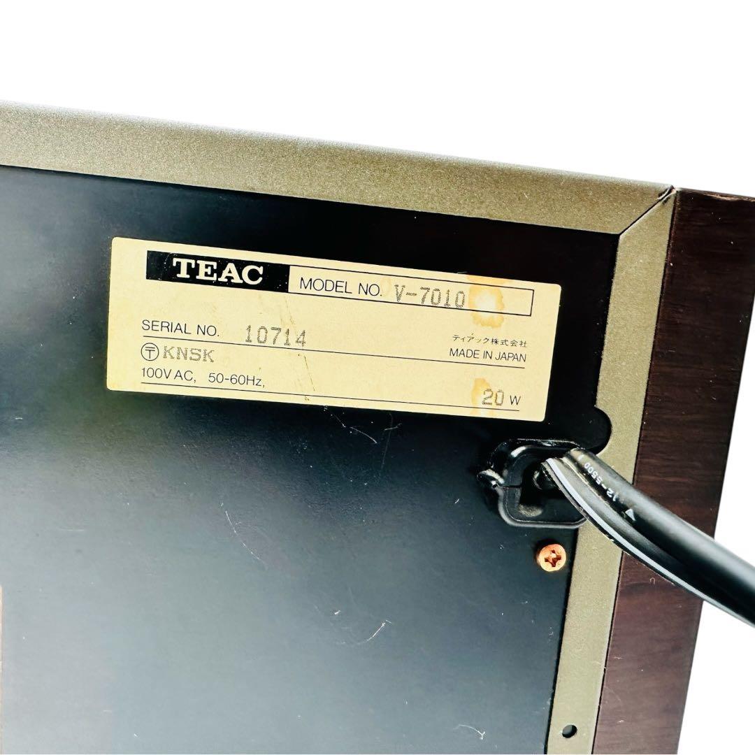 TEAC カセットデッキ　V-7010
