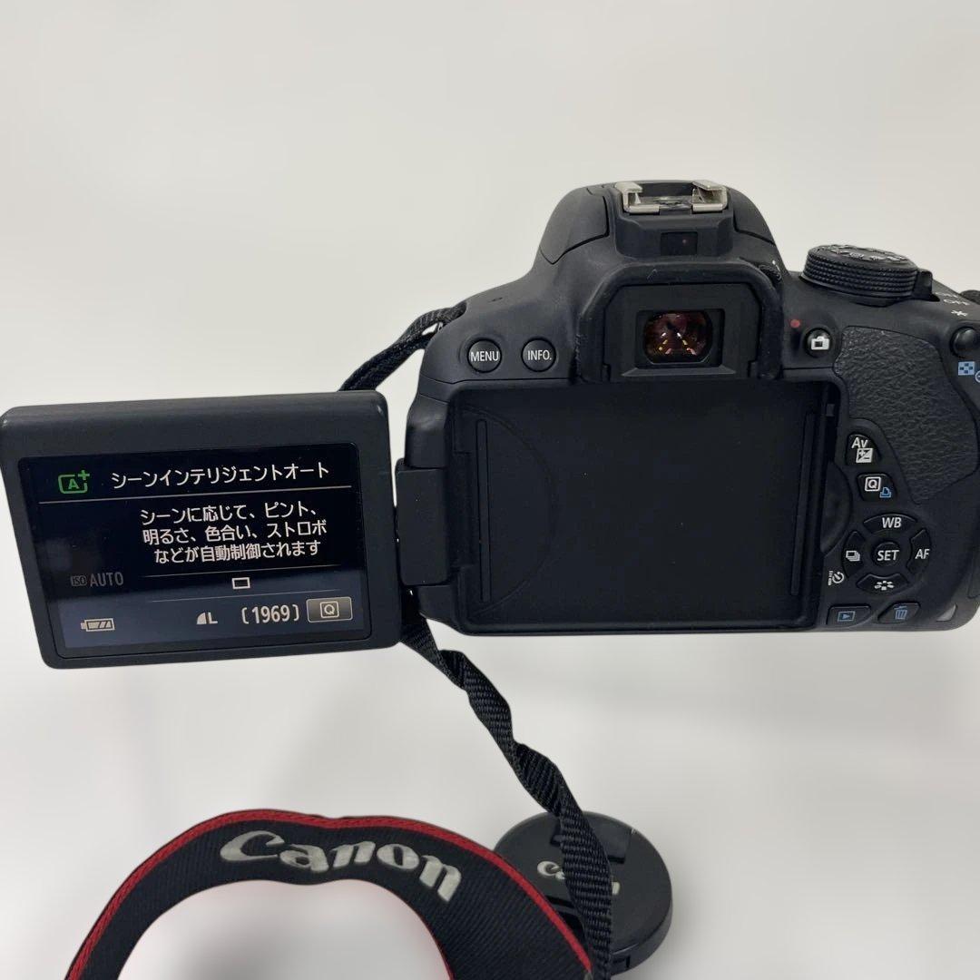 【美品】Canon EOS kiss X7 レンズ、充電器付き　作動確認済み