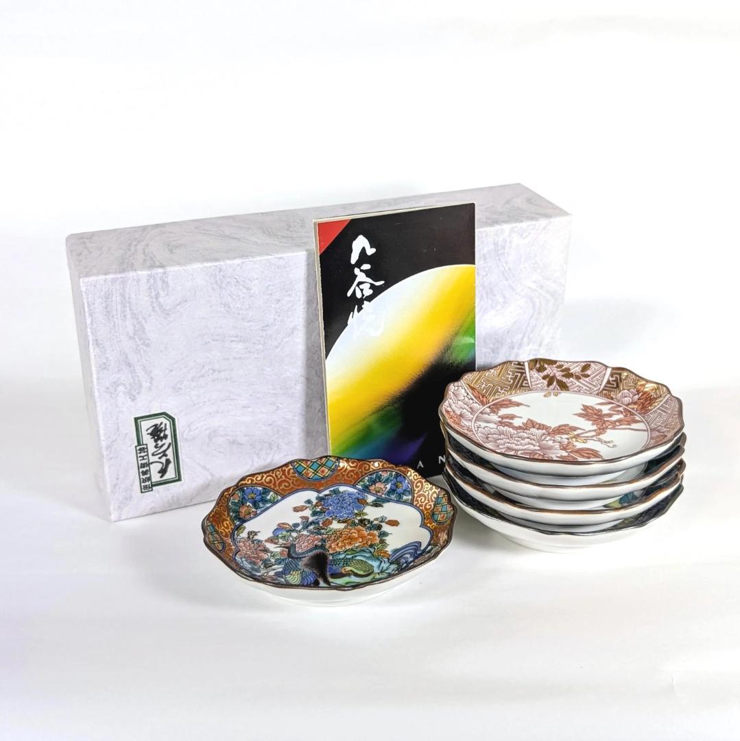 新品・未使用　八角形の花柄皿5枚セット　日本製