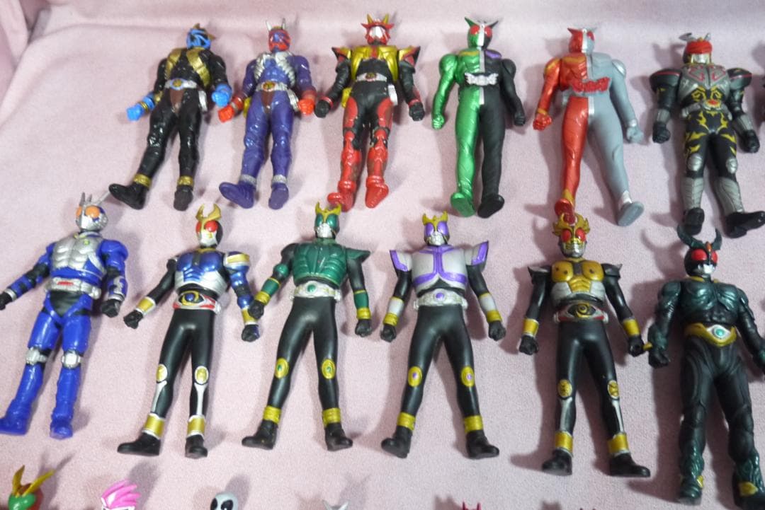 仮面ライダー　ミニソフビ　105体