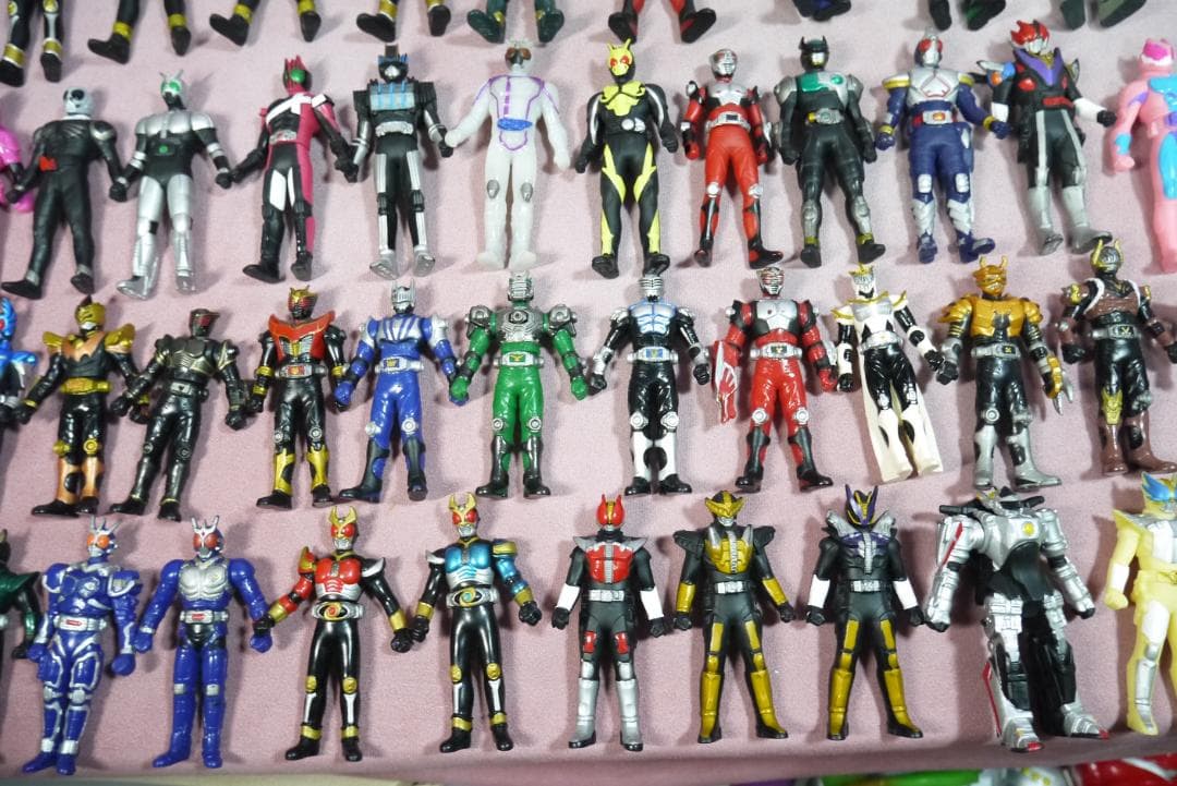 仮面ライダー　ミニソフビ　105体