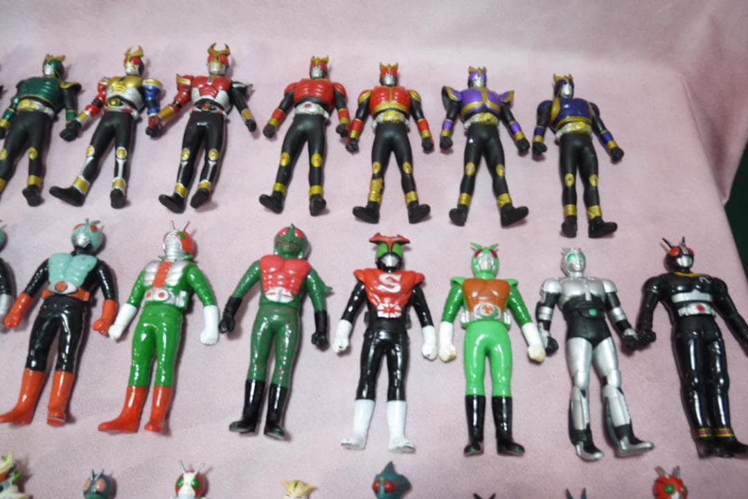 仮面ライダー　ミニソフビ　105体