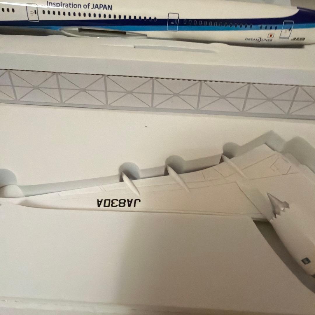 全日空商事ANA Boeing 787-9 非売品1:200 18