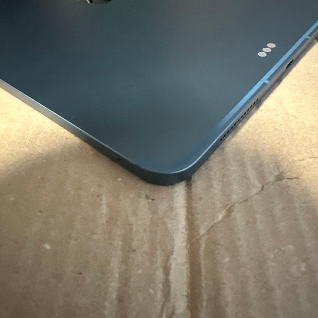 iPad AIR 5 第5世代 WiFi＋セルラー SiMフリー