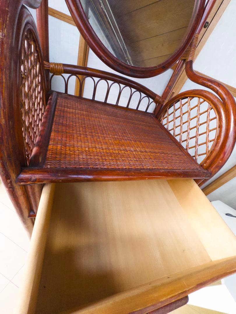 ラタン製円形鏡付きドレッサー ミラー ビンテージ