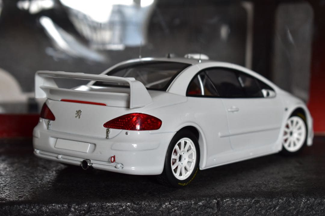 1/18 オートアート プジョー 307 WRC ホワイトプレーン