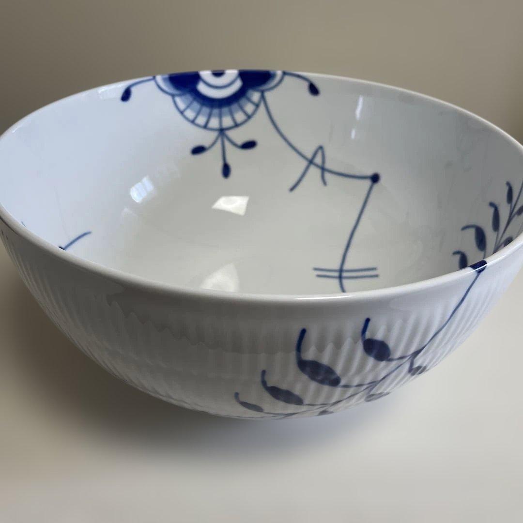 ロイヤルコペンハーゲン　ブルーフルーテッドメガボウル24センチ