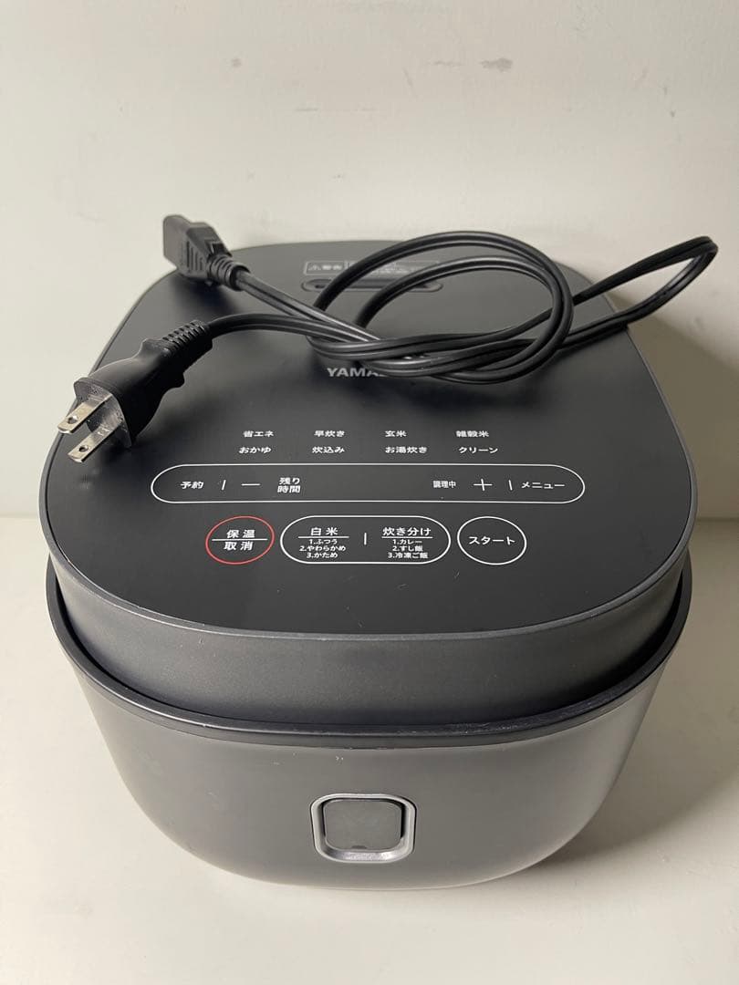 【YAMAZEN】YJP-DM102 炊飯器 1.0L 5.5合炊き2023年製