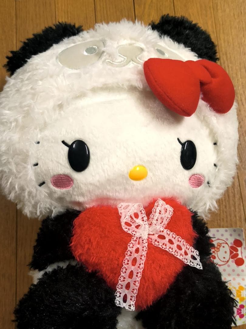 レア2011年 パンダ ハローキティ 2L レースリボンハート BIGぬいぐるみ