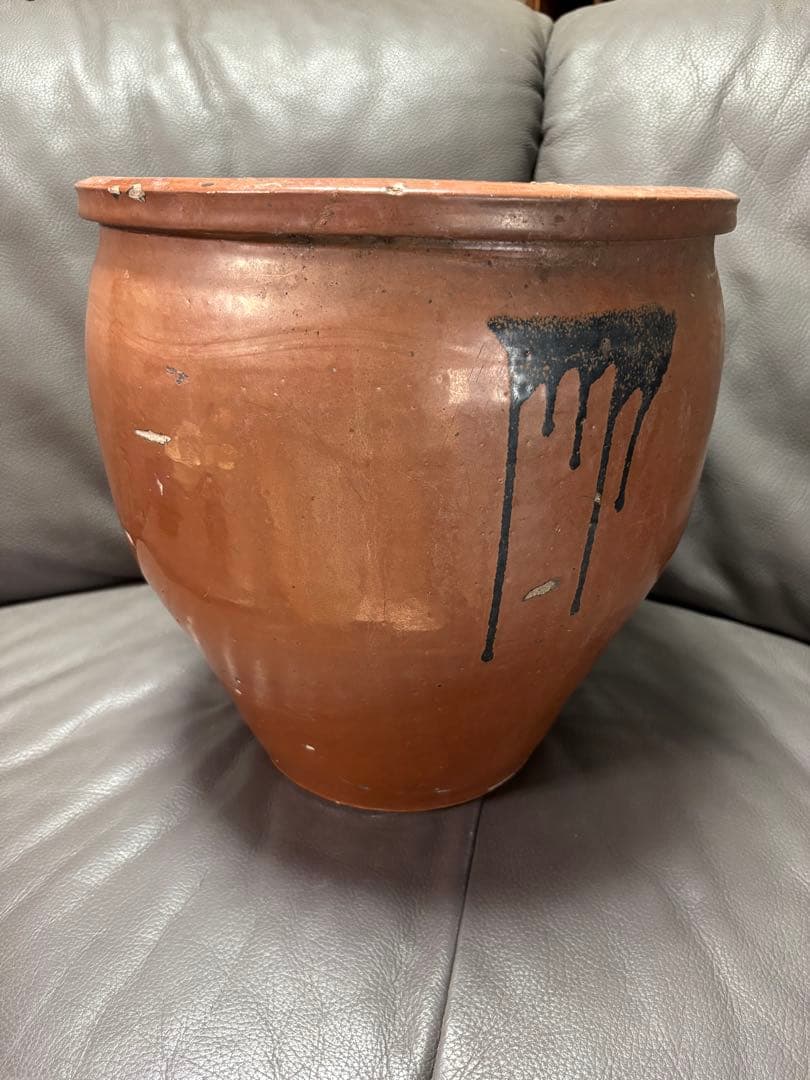 火鉢 睡蓮鉢 メダカ鉢 陶器製 中型　飾り物 置物