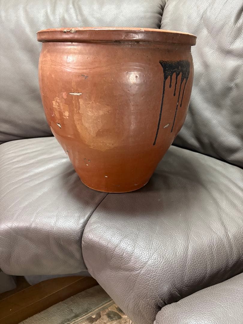 火鉢 睡蓮鉢 メダカ鉢 陶器製 中型　飾り物 置物