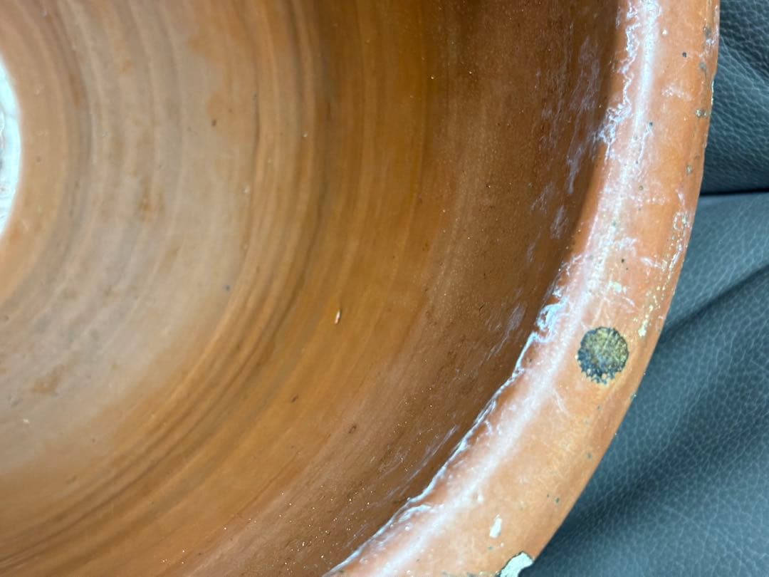 火鉢 睡蓮鉢 メダカ鉢 陶器製 中型　飾り物 置物