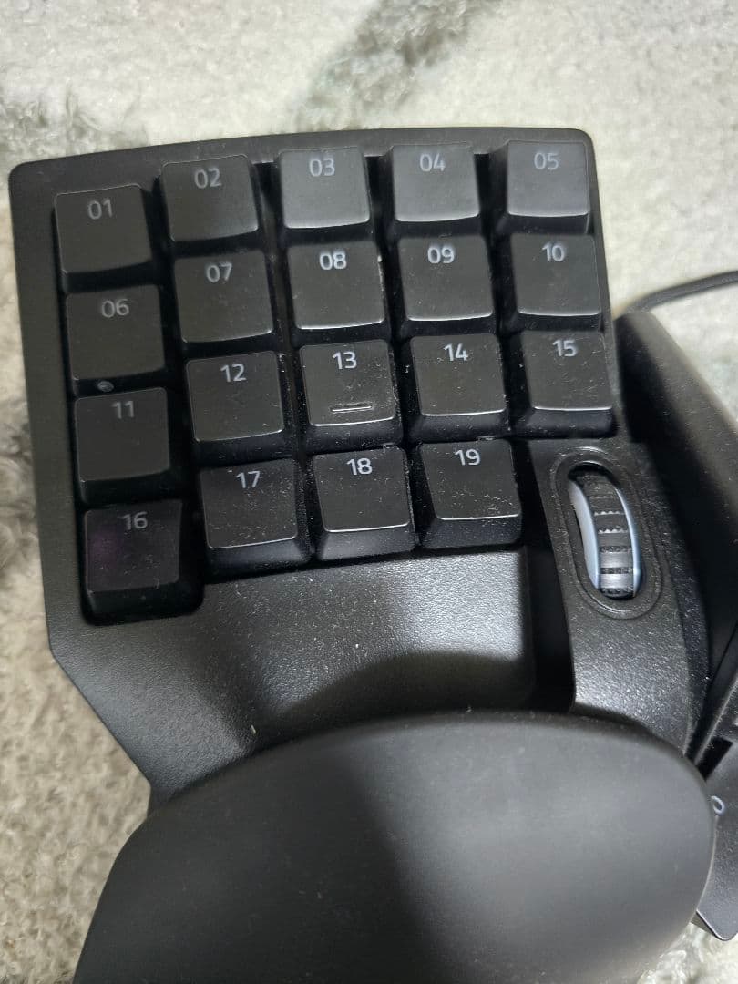 Razer tartarus pro 片手キーパッド　本体のみ　美品