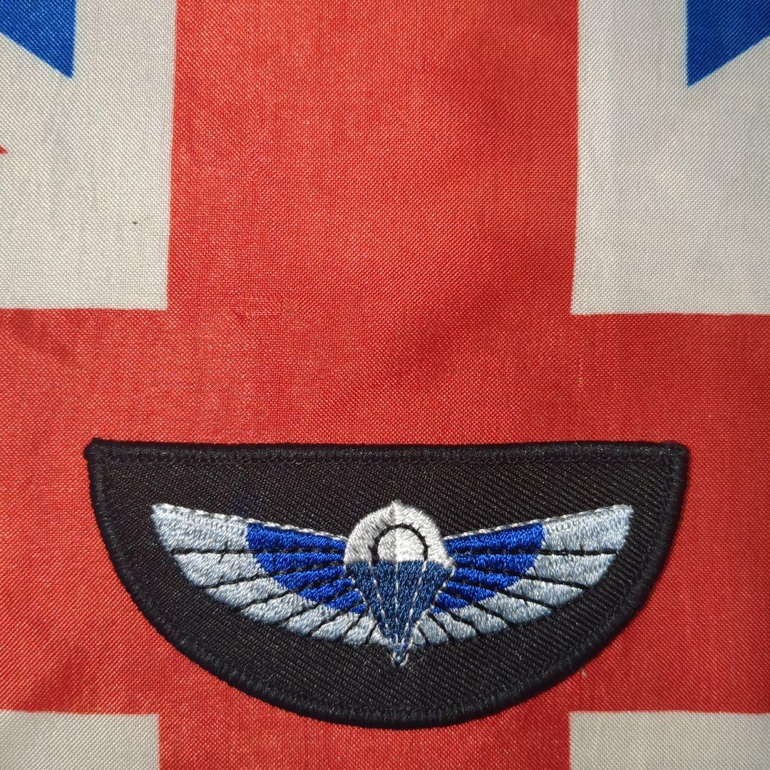 【実物】イギリス軍 SAS MTP 空挺スモック＋階級章＆ベレー帽