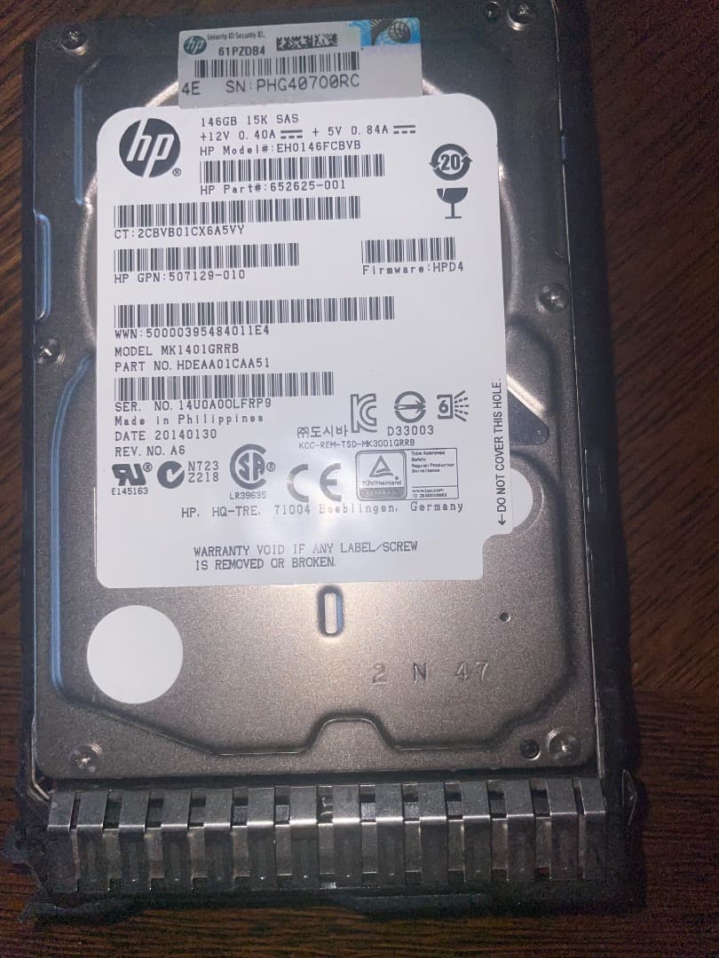 HP 15k SAS 146GB 2.5インチ　8個セット