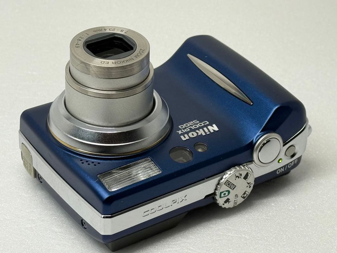 Nikon COOLPIX E5200 ブルー 動作確認済 コンパクトデジカメ