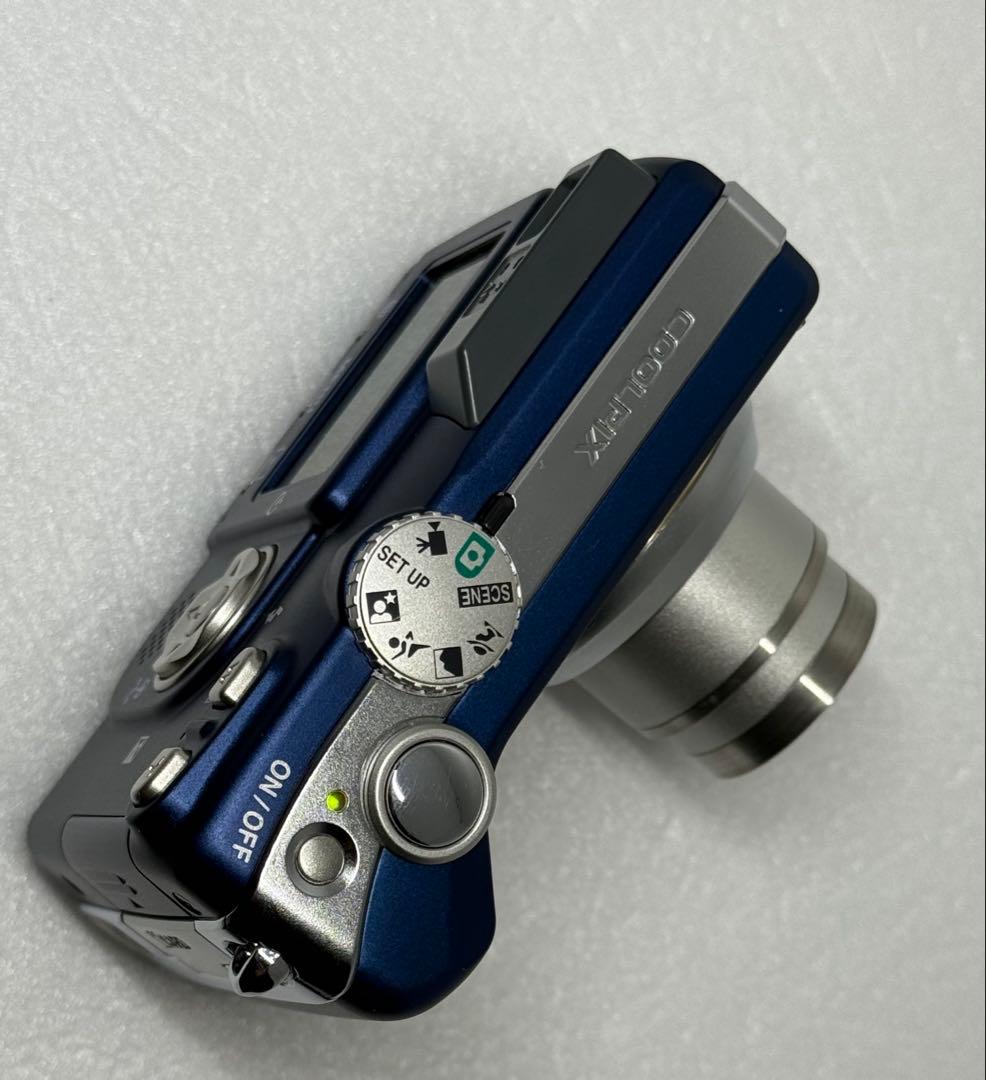 Nikon COOLPIX E5200 ブルー 動作確認済 コンパクトデジカメ