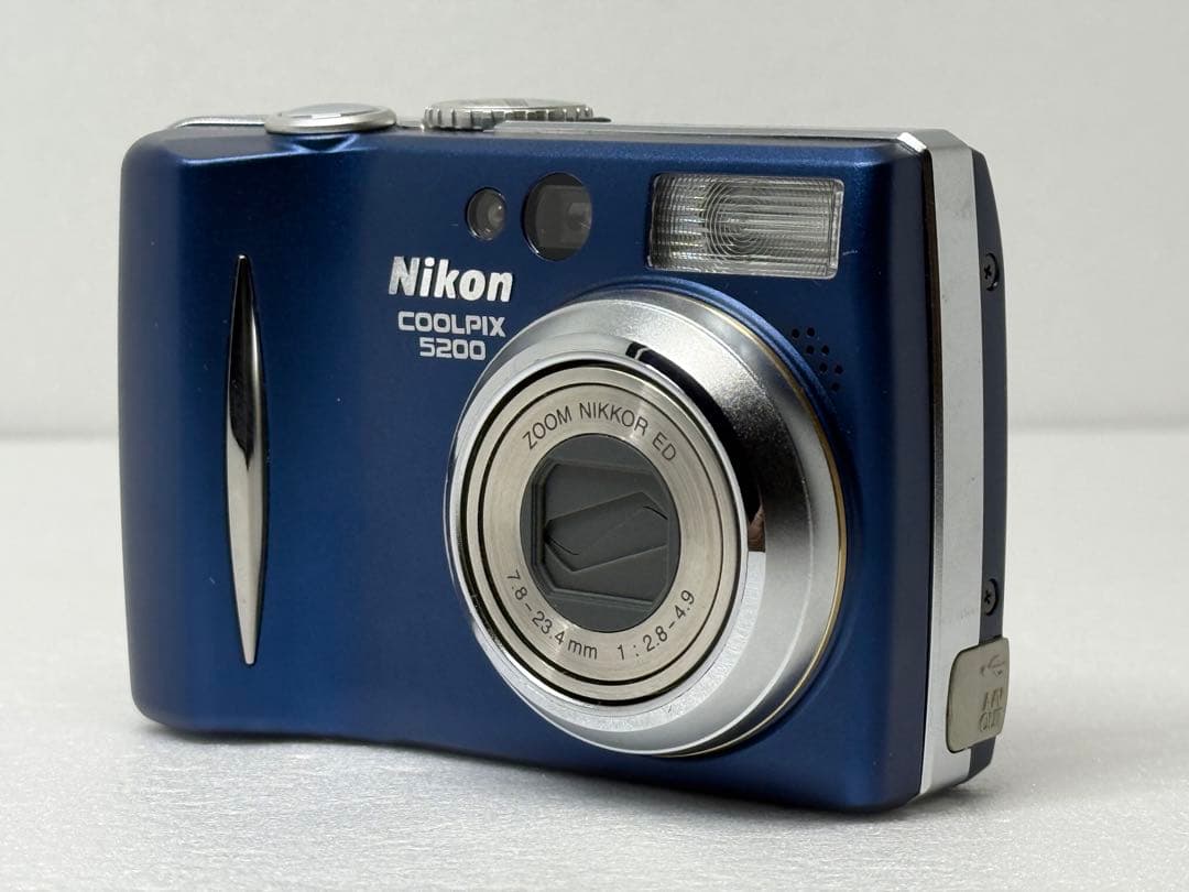 Nikon COOLPIX E5200 ブルー 動作確認済 コンパクトデジカメ