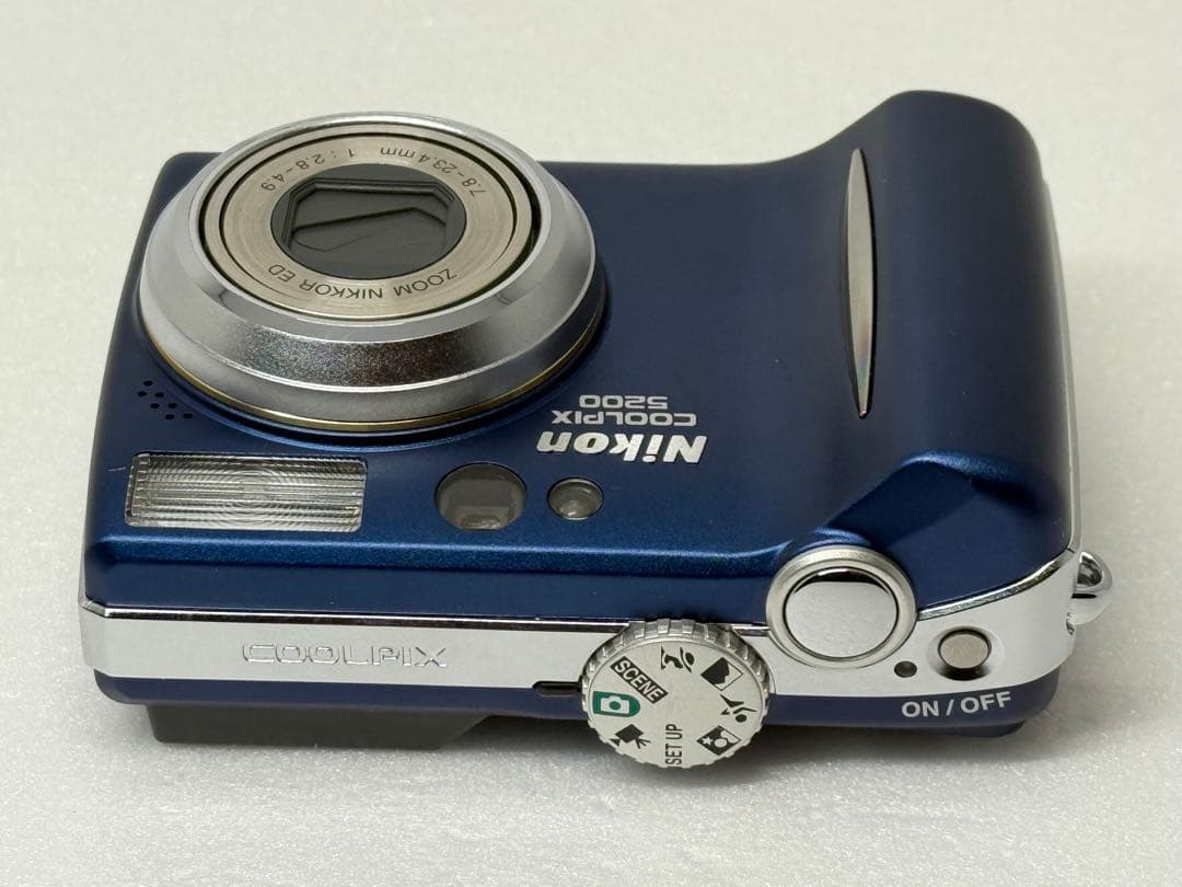 Nikon COOLPIX E5200 ブルー 動作確認済 コンパクトデジカメ