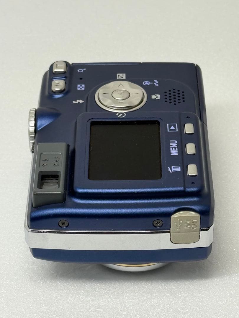 Nikon COOLPIX E5200 ブルー 動作確認済 コンパクトデジカメ