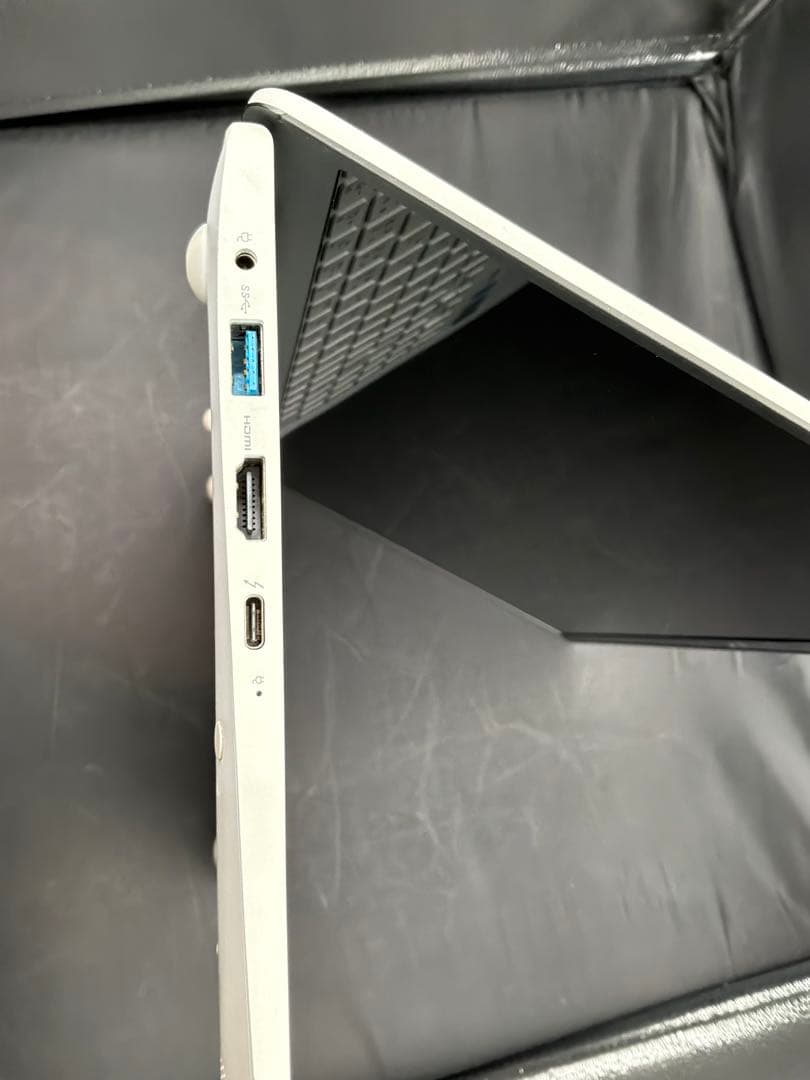 Windowsノート本体 LG gram 15Z90N-VR51J1 i5 8GB 256GB