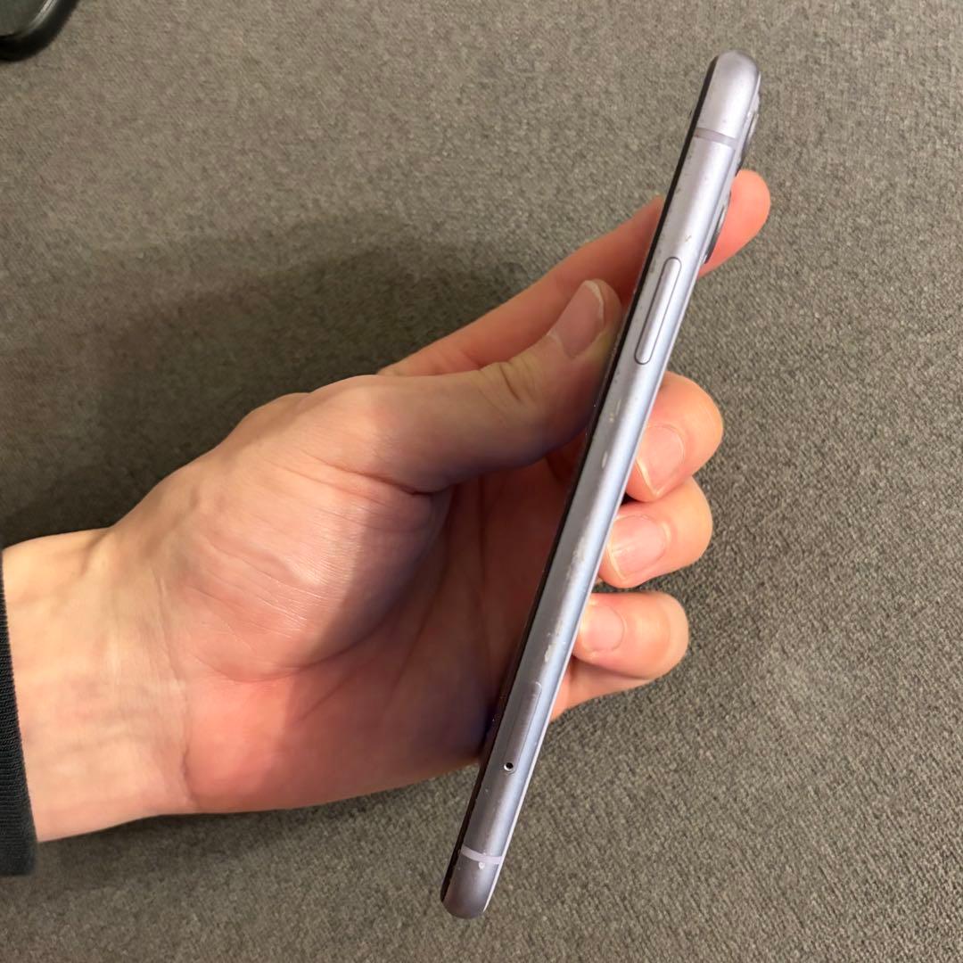 iPhone11 画面に黒の線あり