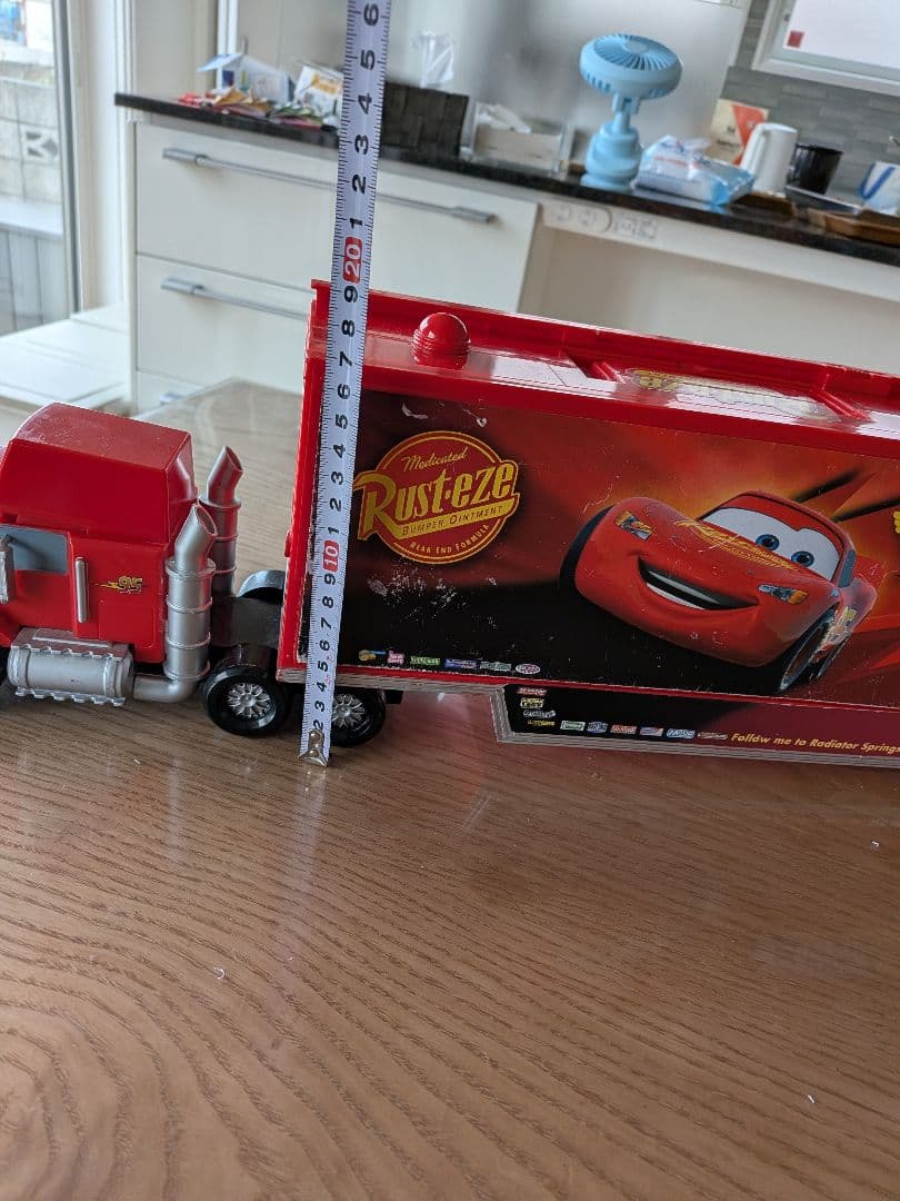 カーズ　マック　トミカ収納 特大トレーラーセット　ミニカーセット20台