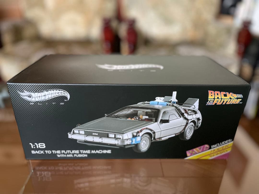 1/18 ホットウィール バックトゥーザフューチャー デロリアン未展示品