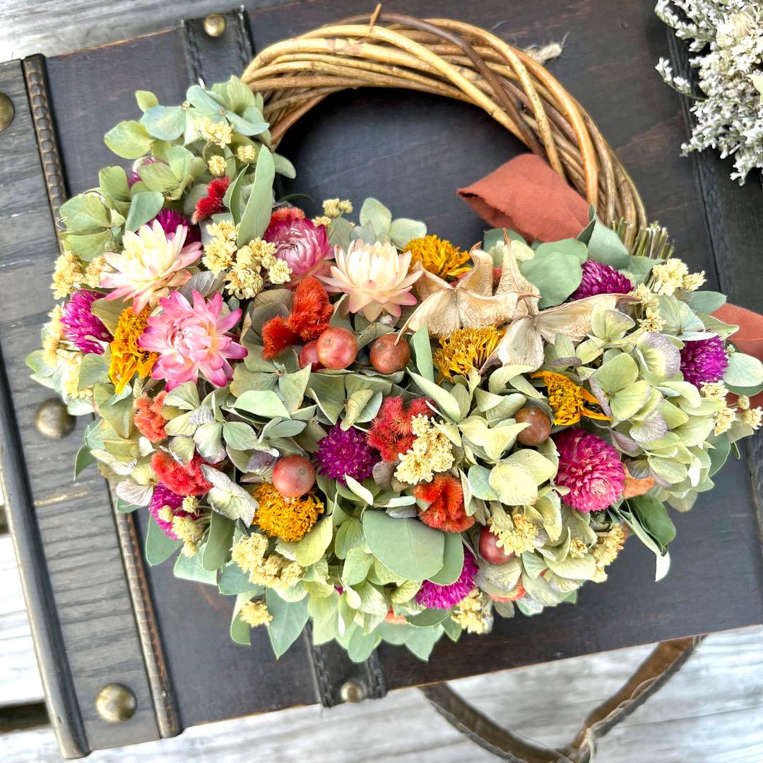 ドライフラワーリース　ドライフラワースワッグ　ユーカリリース