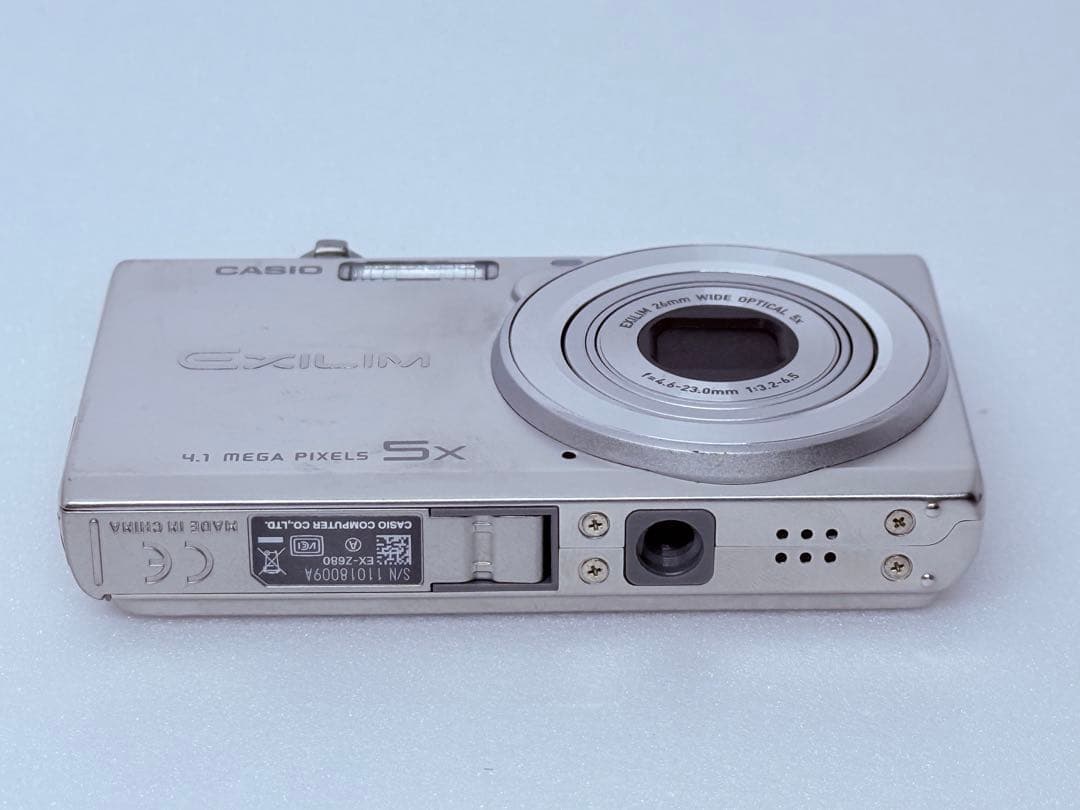 CASIO EXILIM EX-Z680 シルバー 動作確認済