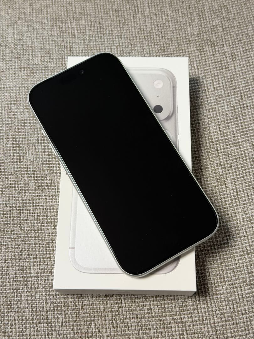 【極美品】iPhone17Pro シルバー 256GB simフリー