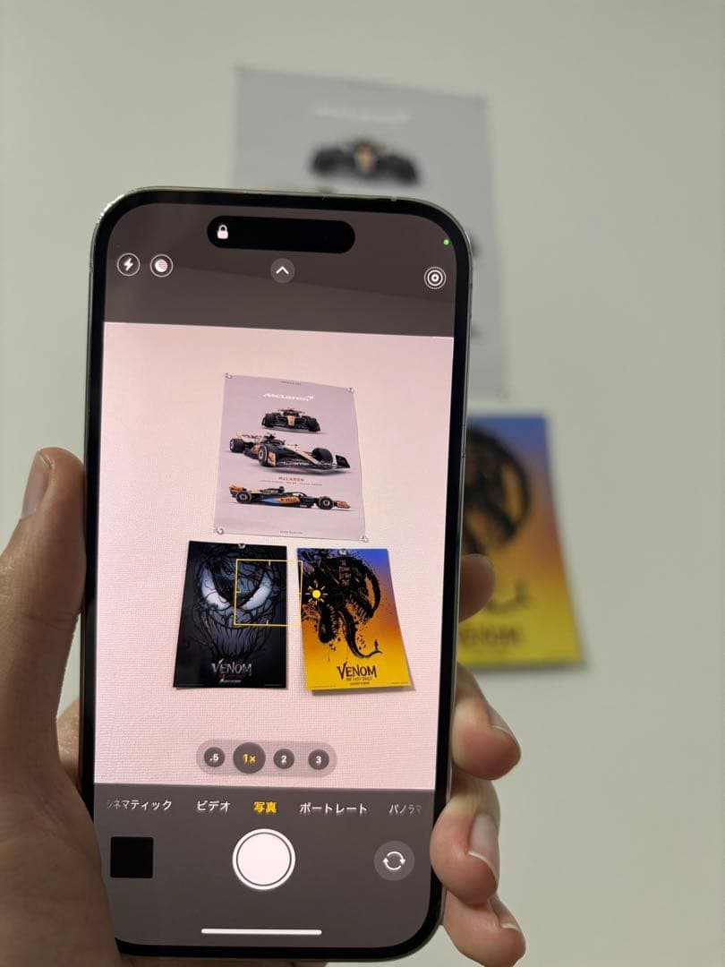 れんてぃ　iPhone 14 pro シルバー