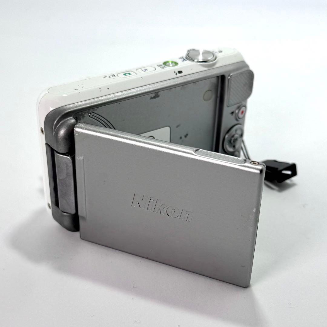 【すぐ使える】Nikon COOLPIX S6600 訳あり・自撮りOK