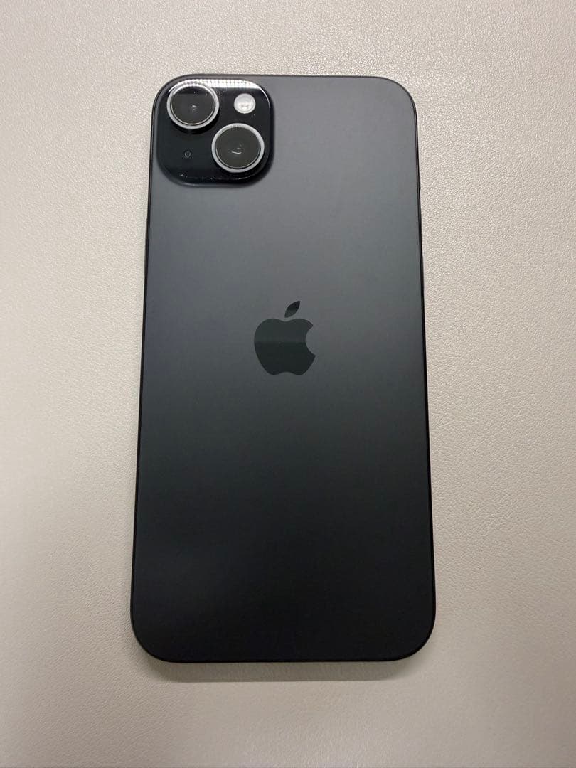 iPhone15 plus 128GB ブラック　純正ケース付き