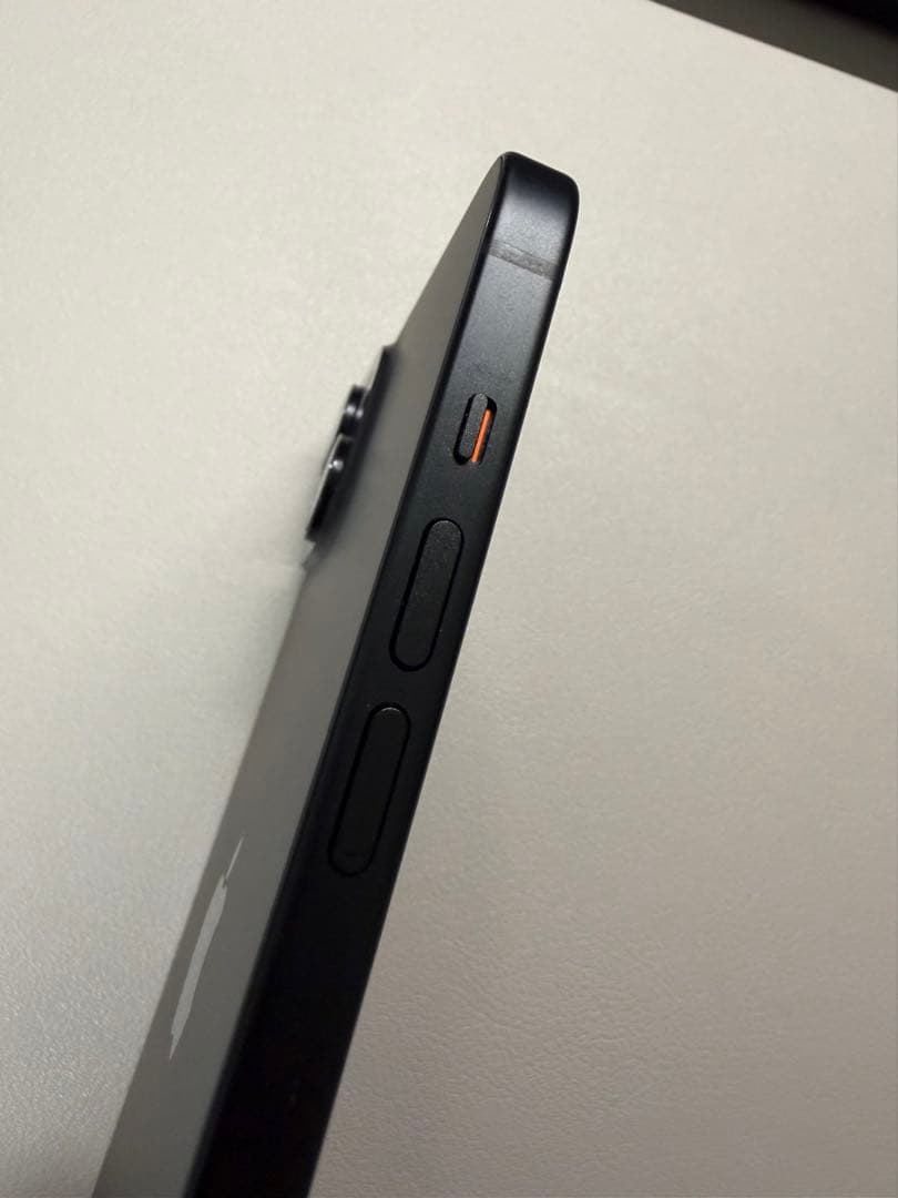 iPhone15 plus 128GB ブラック　純正ケース付き