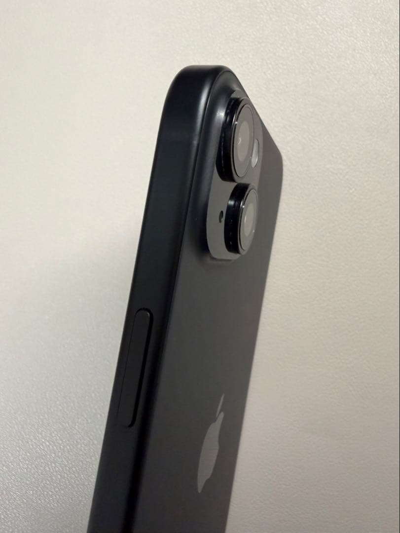 iPhone15 plus 128GB ブラック　純正ケース付き