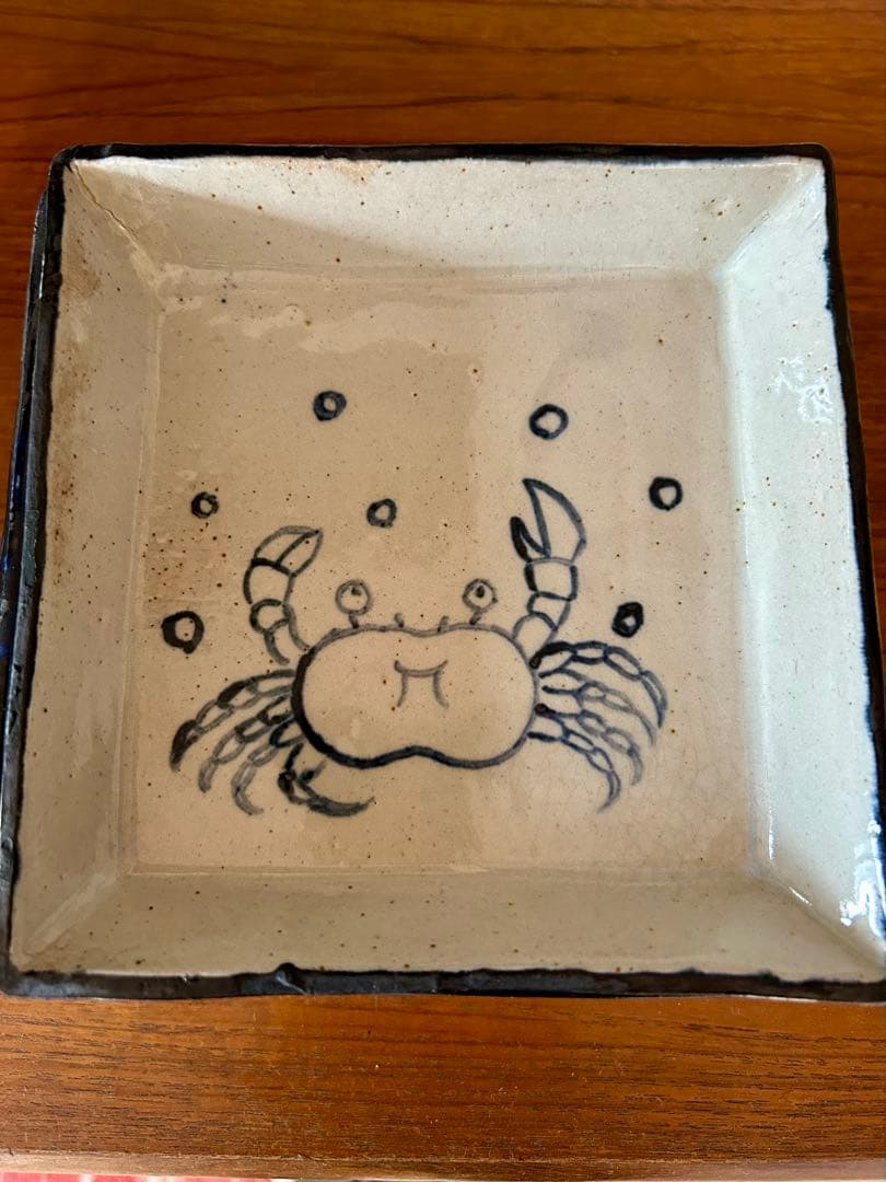 カニと魚の手描き陶器皿6枚セット