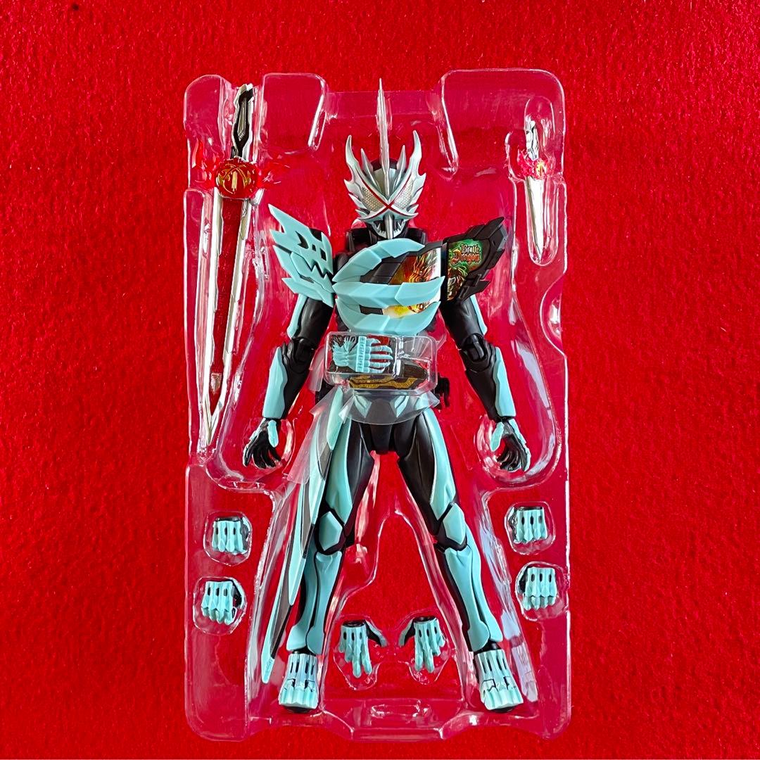 S.H.Figuarts 仮面ライダークロスセイバー　プリミティブドラゴン