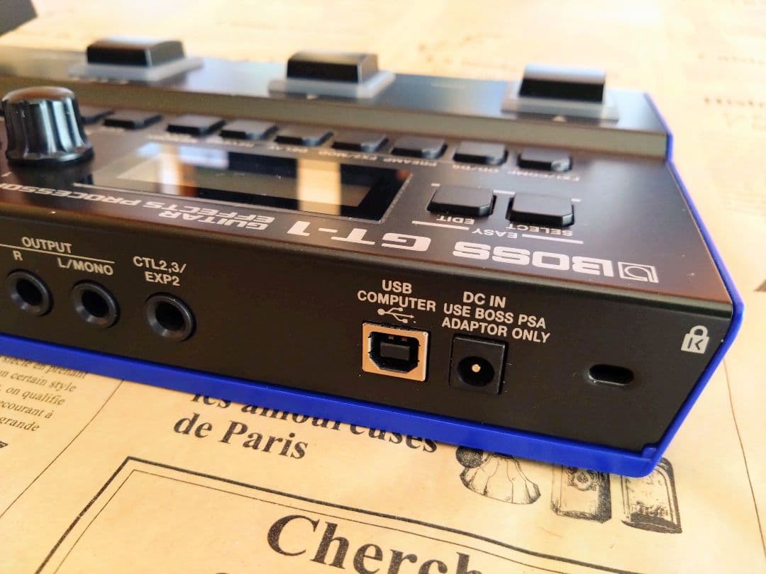 【美品】BOSS GT-1 ギターマルチエフェクター アダプター教科書セット