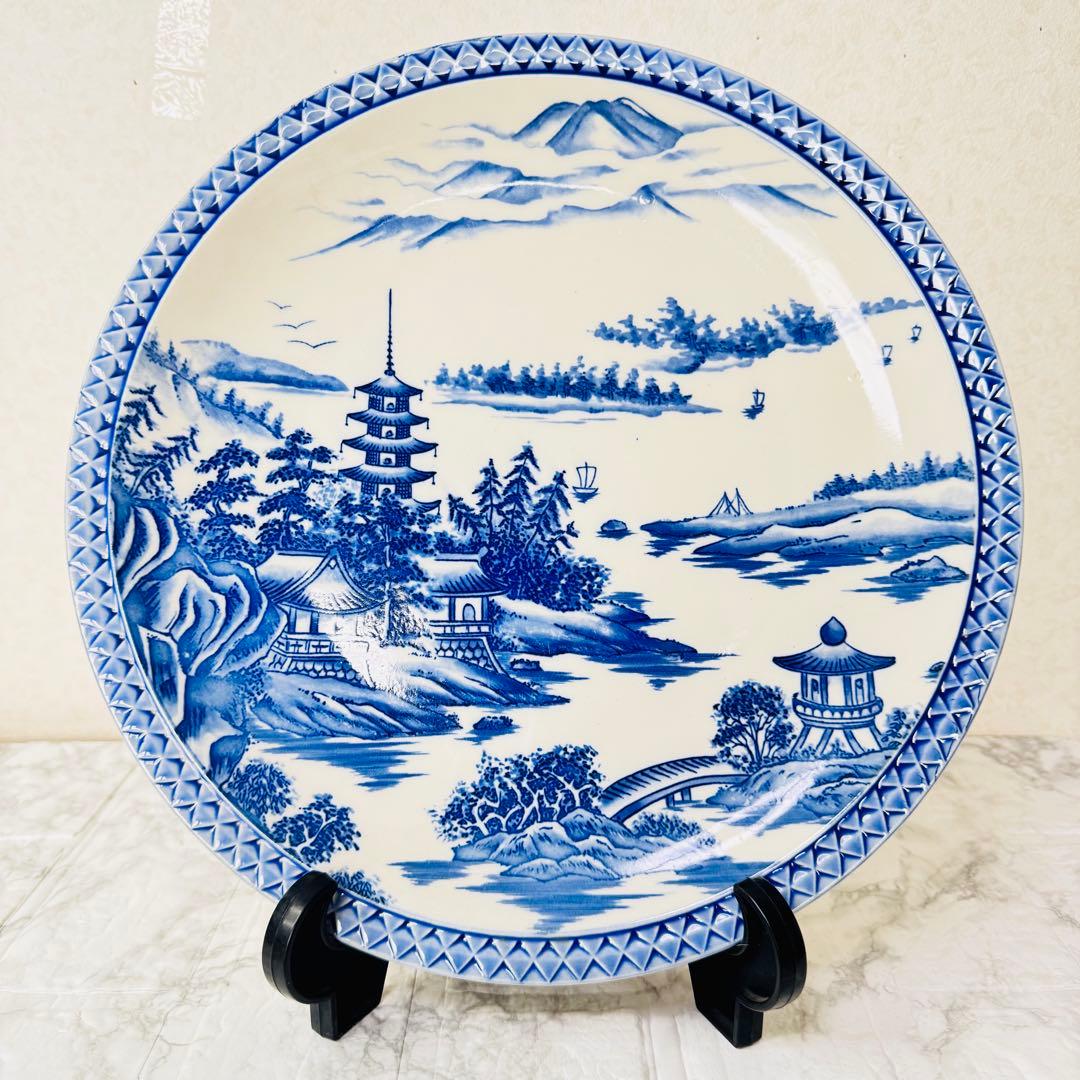 【縁起物】染付 富士山 山水画 大皿 31cm 飾皿 伝統工芸 五重塔 飾り