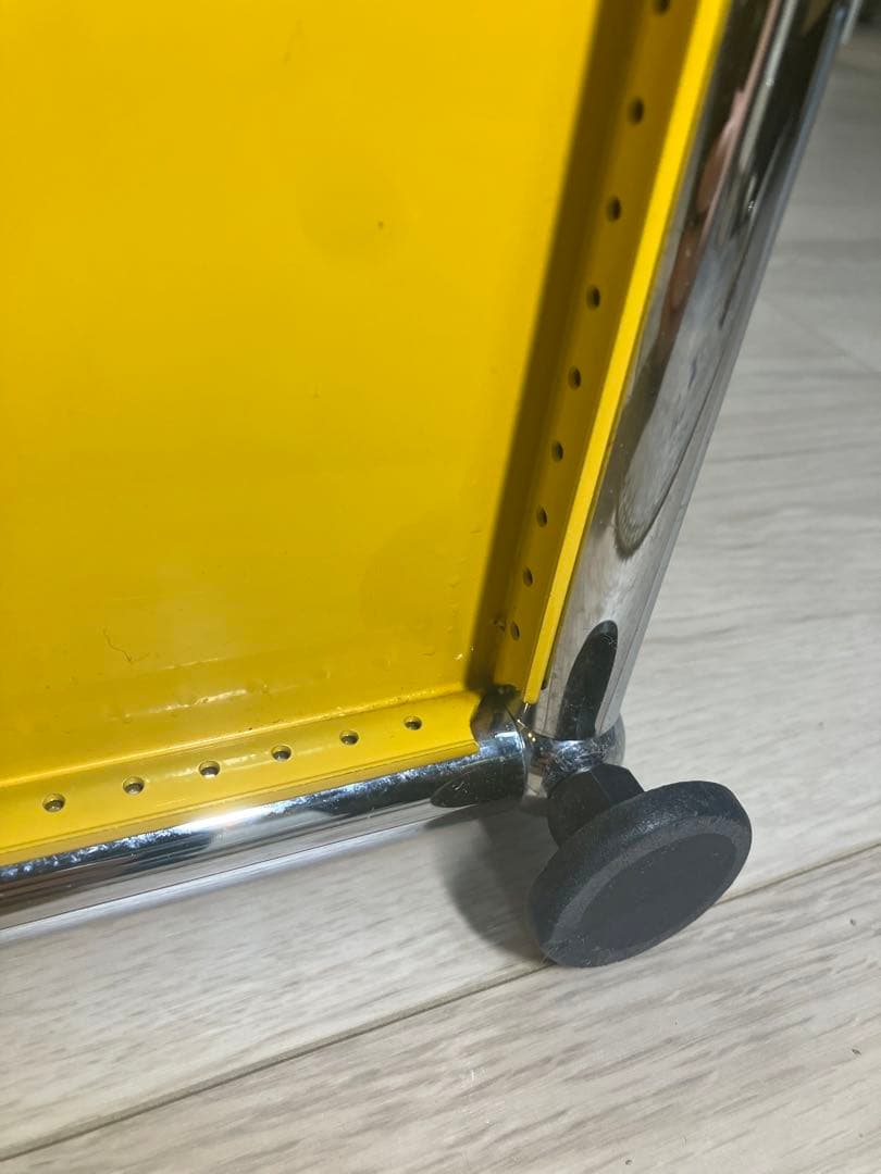 USM Haller/USM ハラー サイドテーブル 2段キャビネット/イエロー