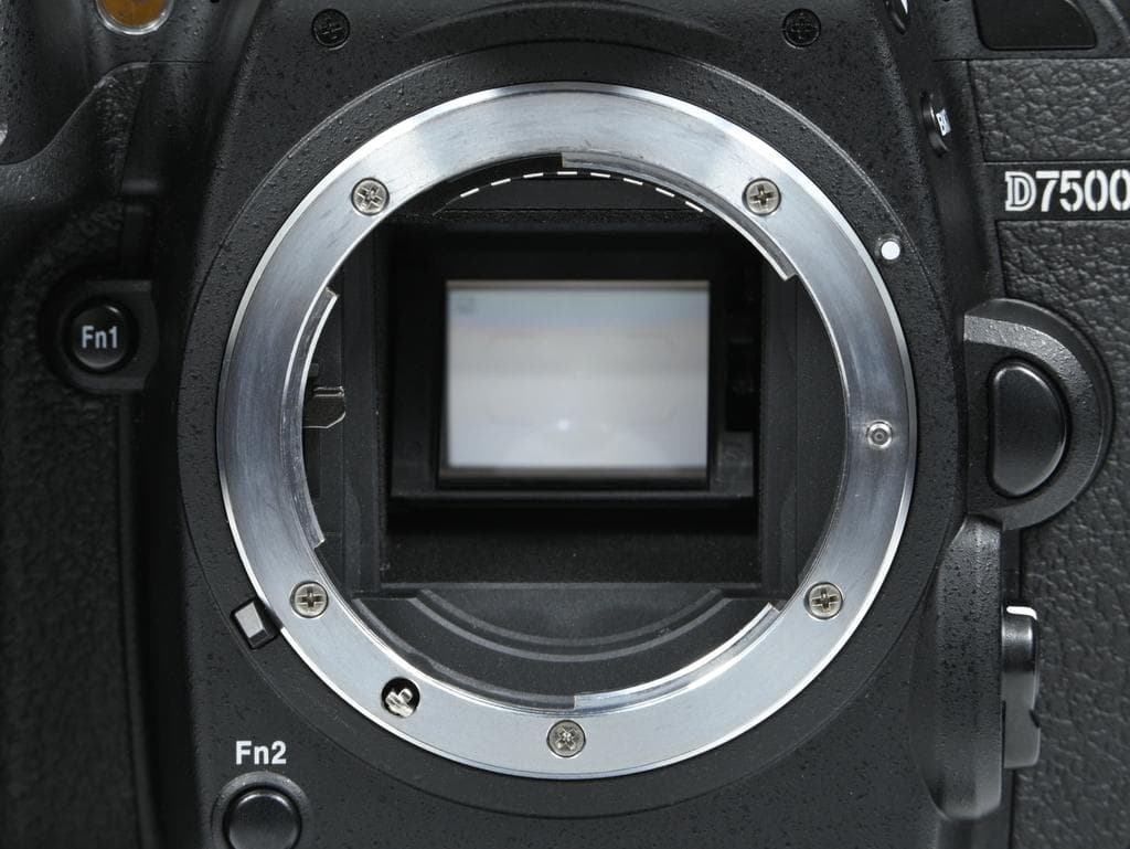 【美品】 ニコン　Nikon D7500 ボディ