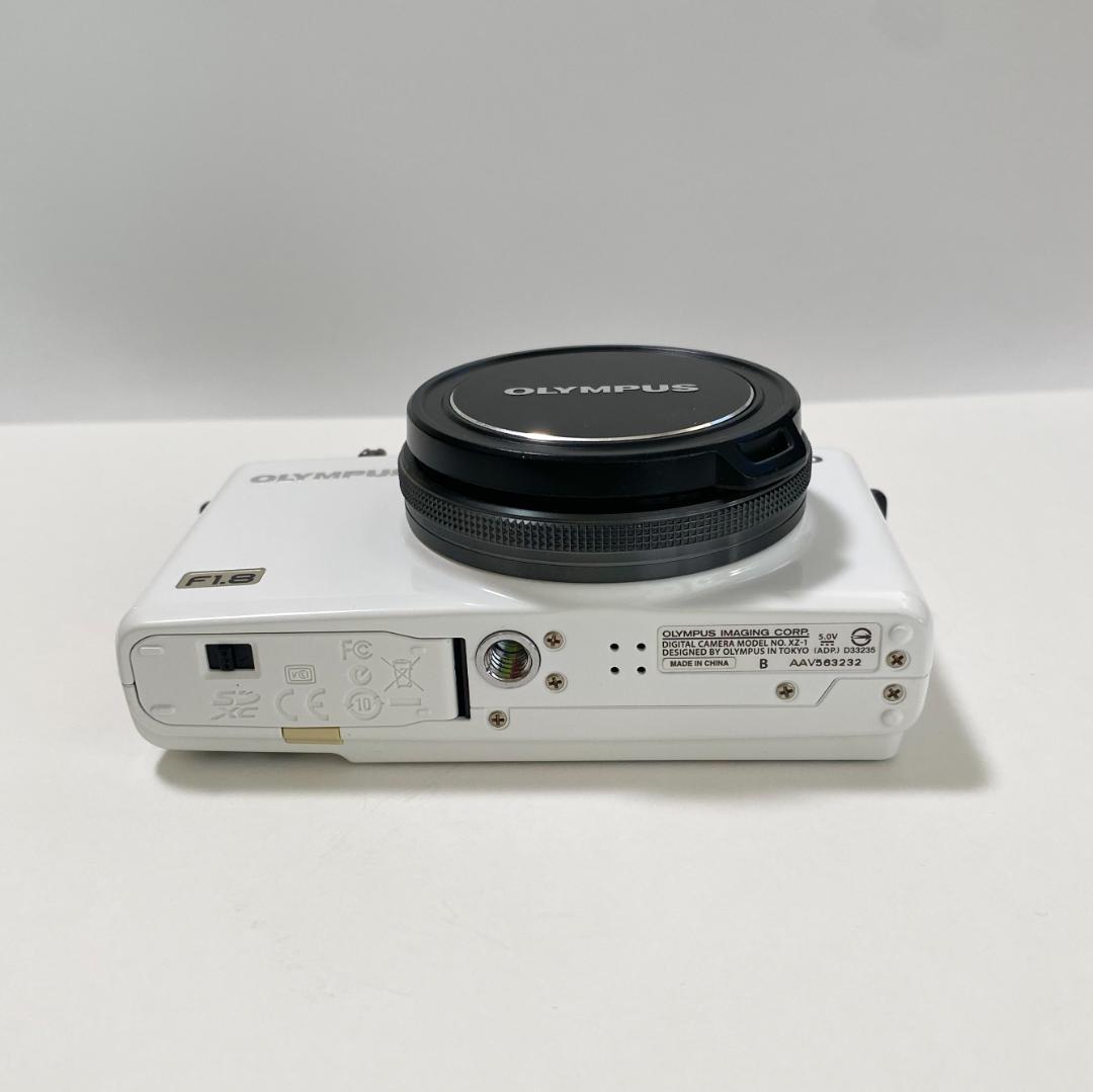 OLYMPUS デジタルカメラ XZ-1ホワイト