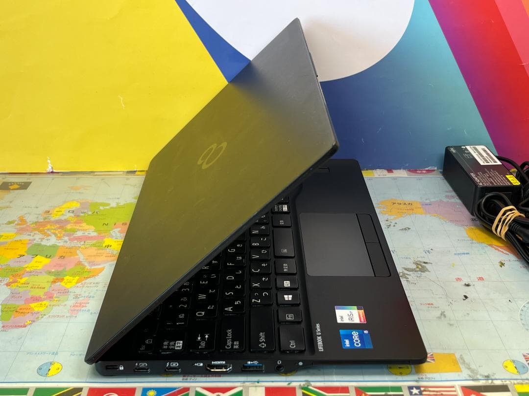 美品 富士通 LIFEBOOK U9311/F 13.3型 超軽量 ノートPC