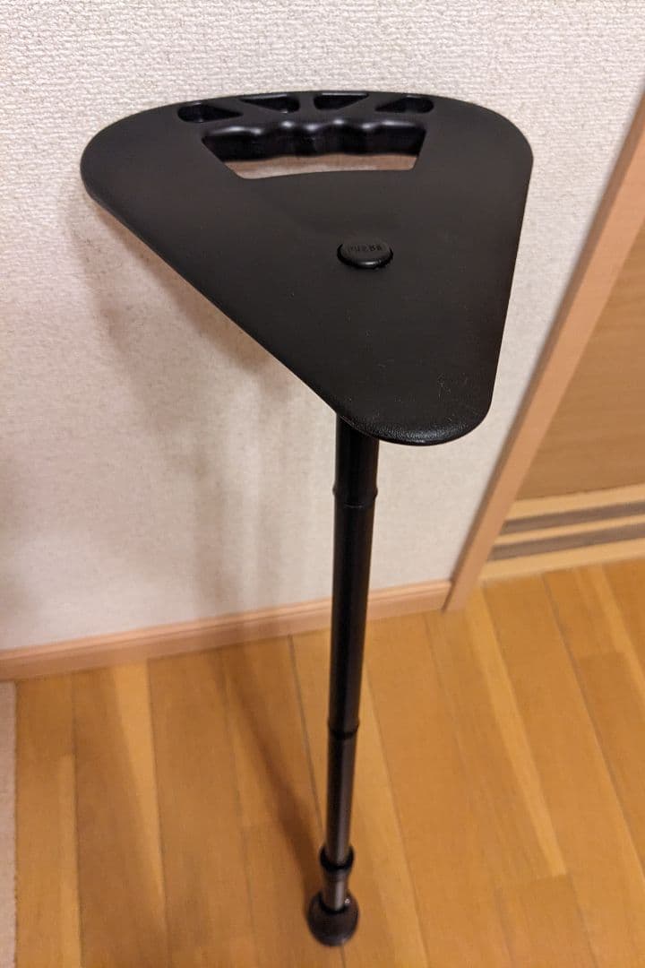 【クッション付き】折りたたみ杖＆椅子 flipstick フリップスティック 黒